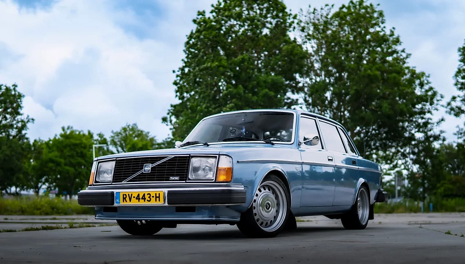 240