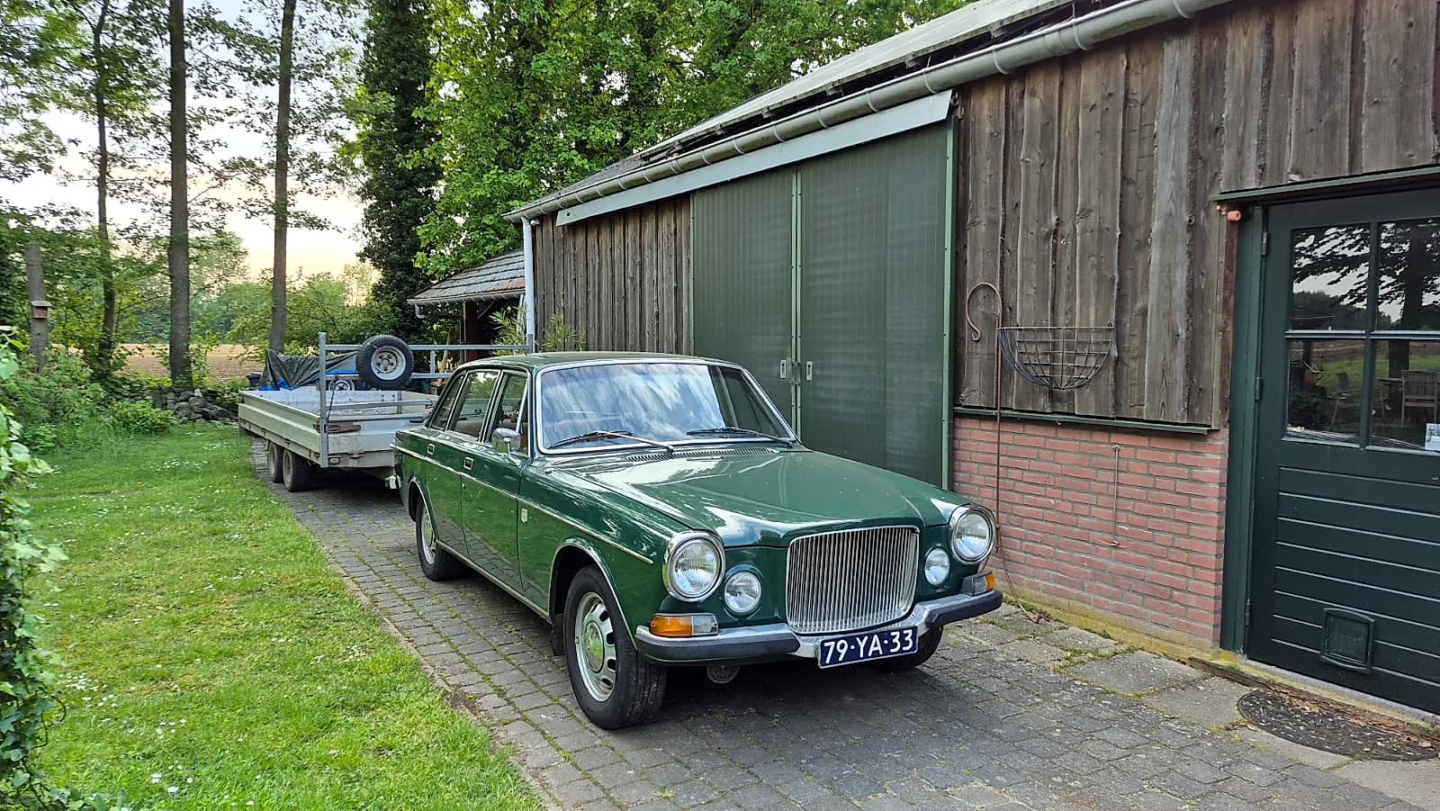 Volvo 164